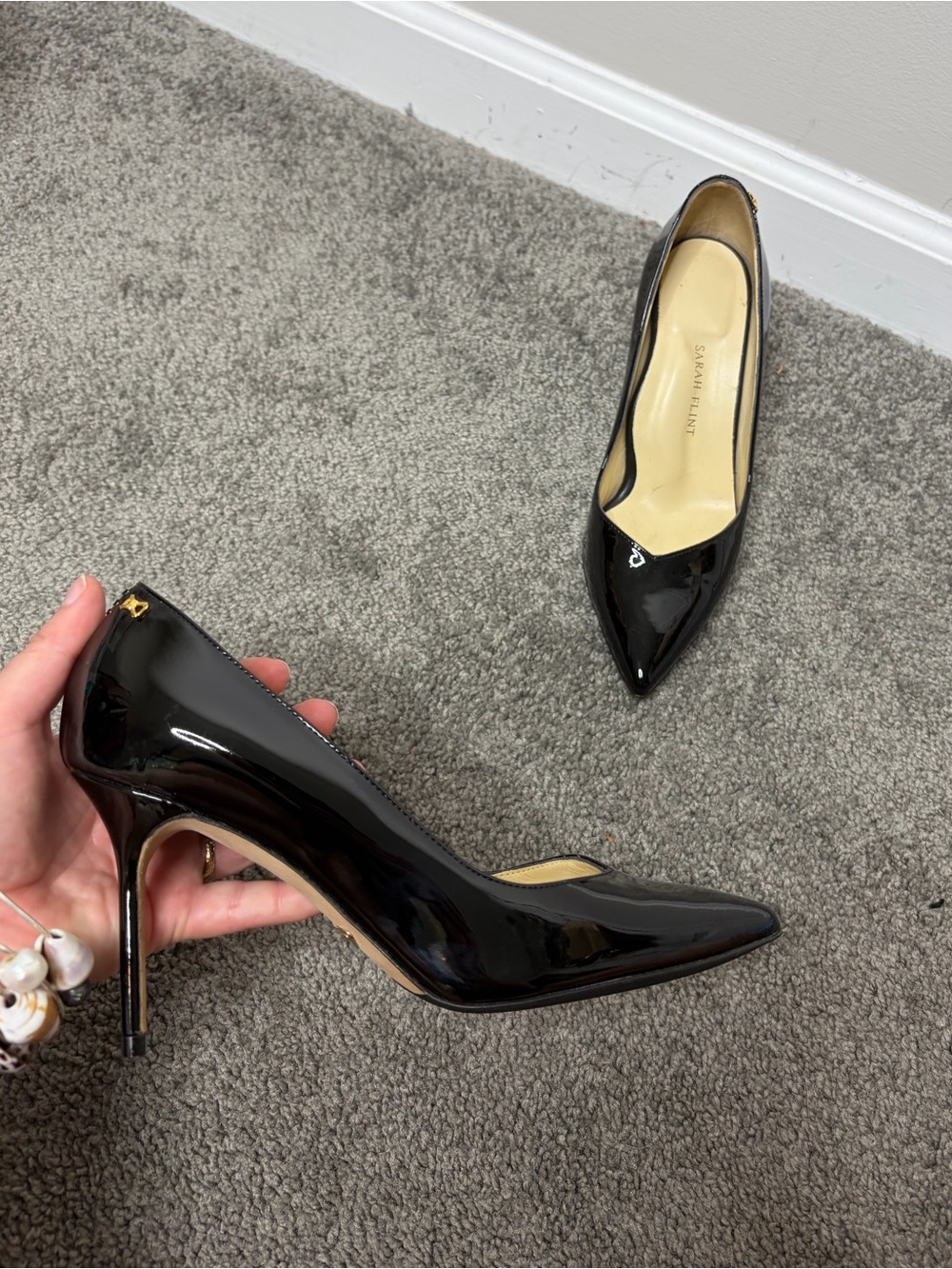 Sarah flint perfect pump 85 Black point toe classic like new